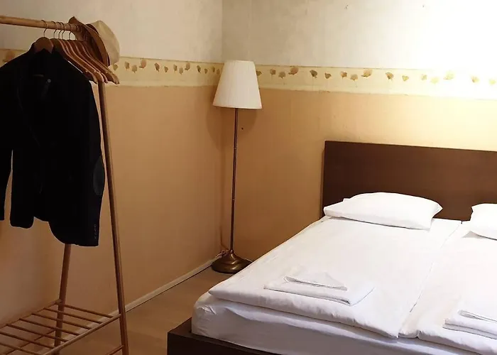 Апартаменти An Oldie In Center Of